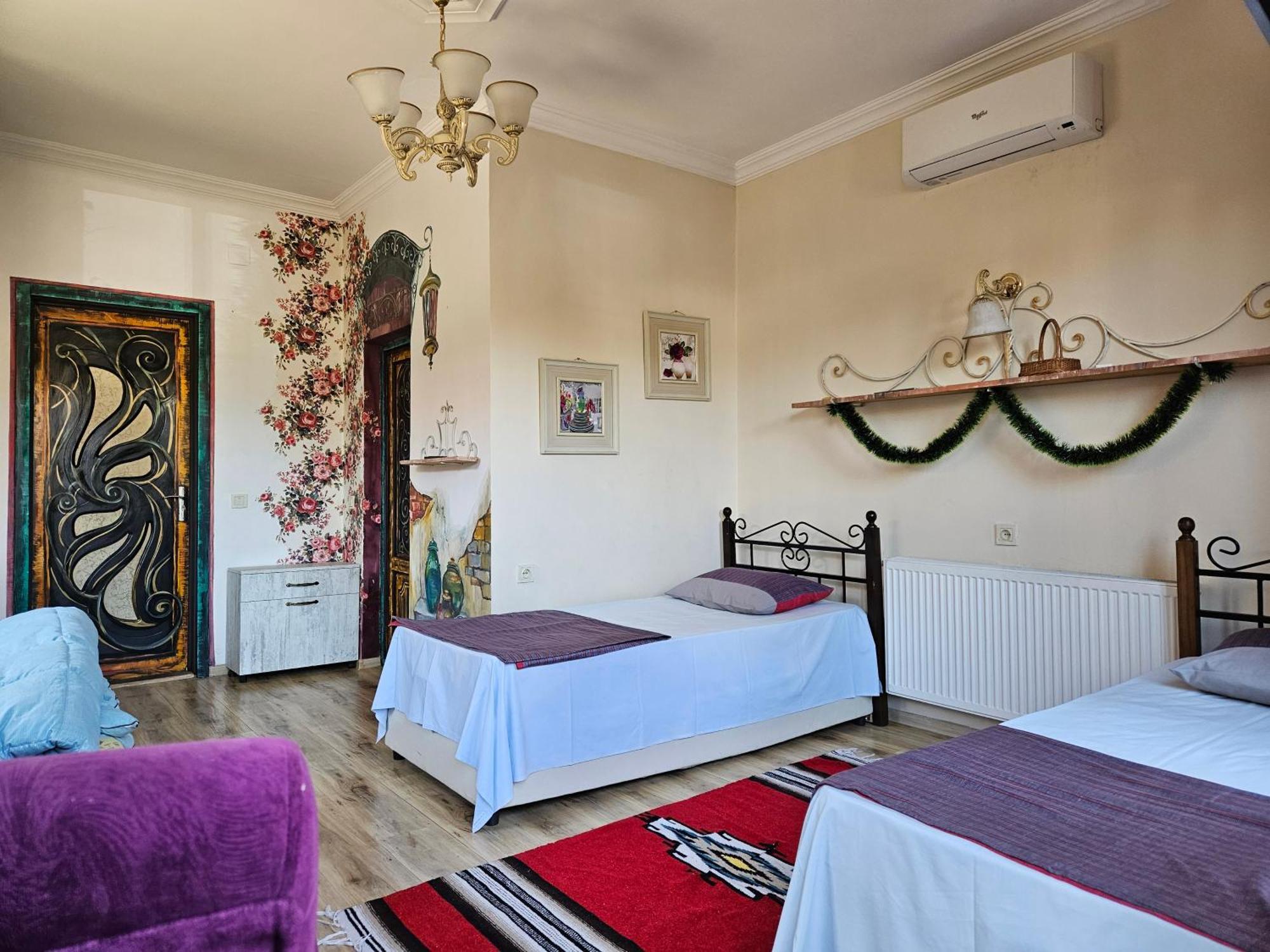 Batumi Wonderland Guest House Exterior foto